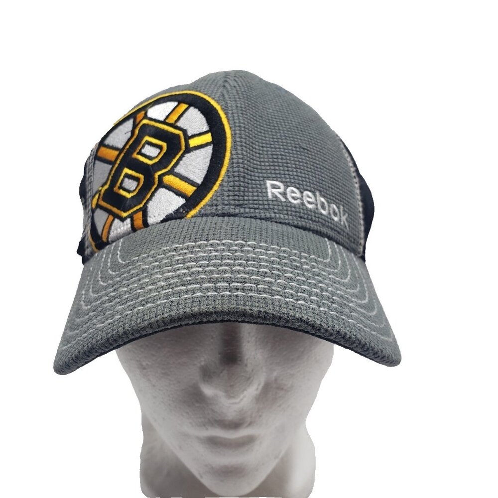 Boston Bruins NHL Reebok Fitted Hat Small 2 Medium Stretch Fit Center Ice Unisex